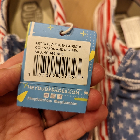 Patriotic Kids Shoes with Stars and Stripes - Picture 9 of 11